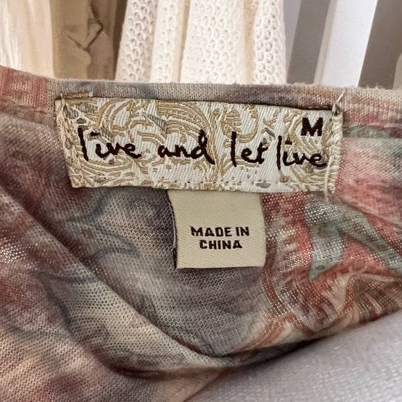 Live & Let Live sz. medium screen printed top granola girl, indian, casual #0517 - Picture 7 of 9